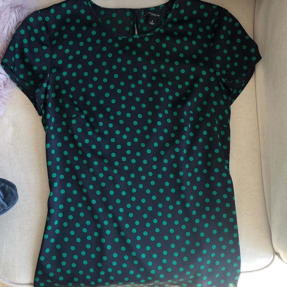Ann Taylor Navy polka dot silk short sleeve blouse